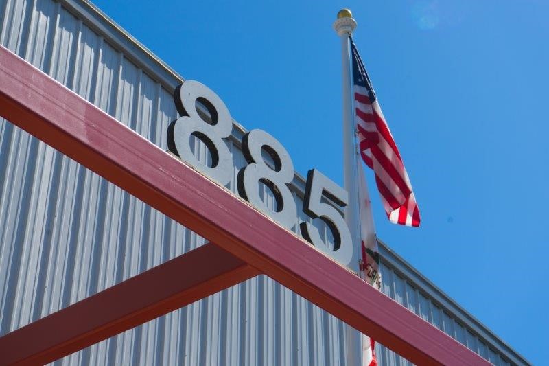 Picture of Office of State building address 885